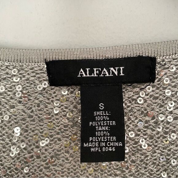 Alfani Women’s Shirt-Tail-Hem Sequinned Sweater Sliver Stream Small - Picture 3 of 5